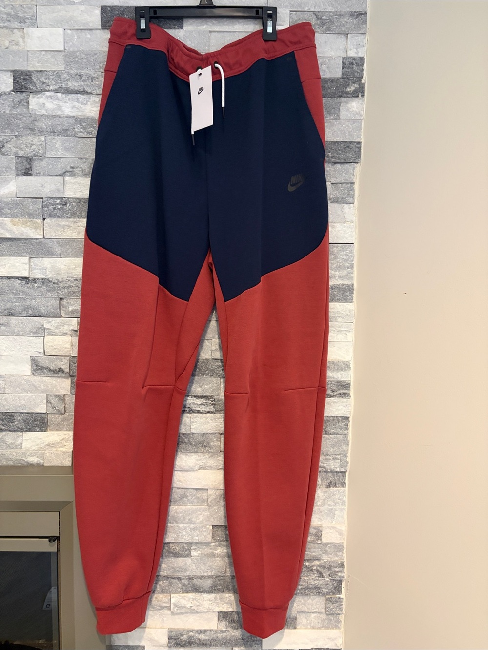 Nike tech men's joggers new with tags size large tall